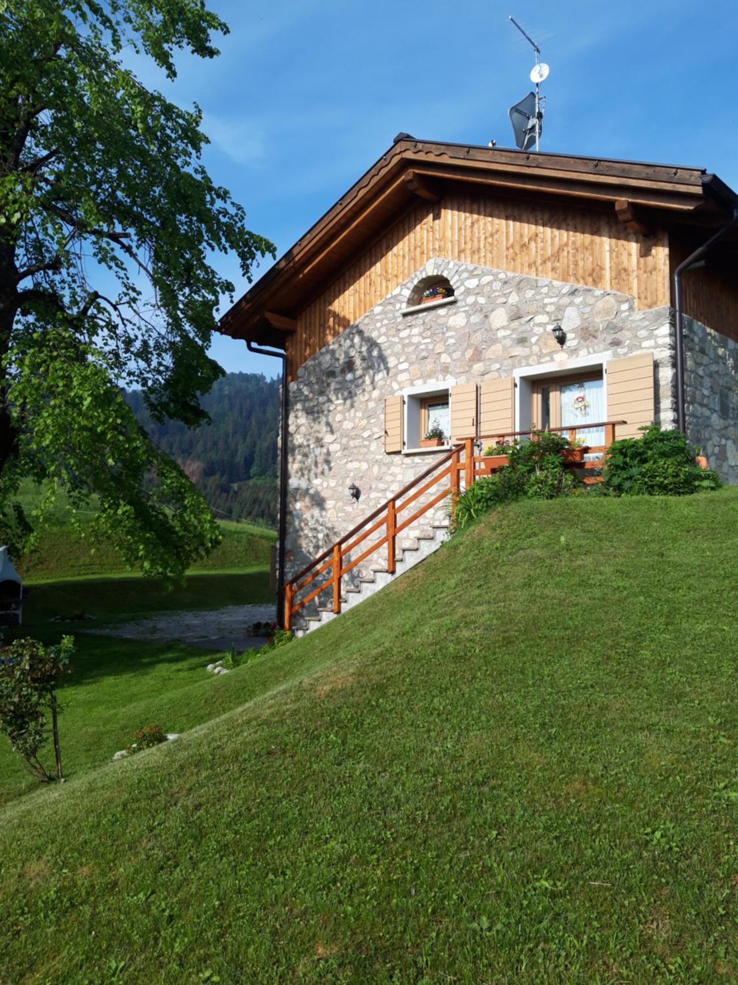B&B Ai Marchetini Cinte Tesino ภายนอก รูปภาพ